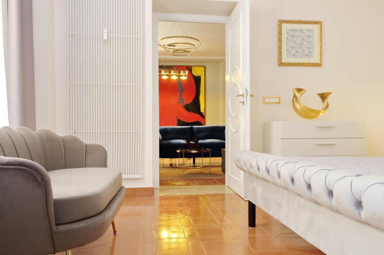 Apartamento Luxury Di San Giacomo Roma Exterior foto